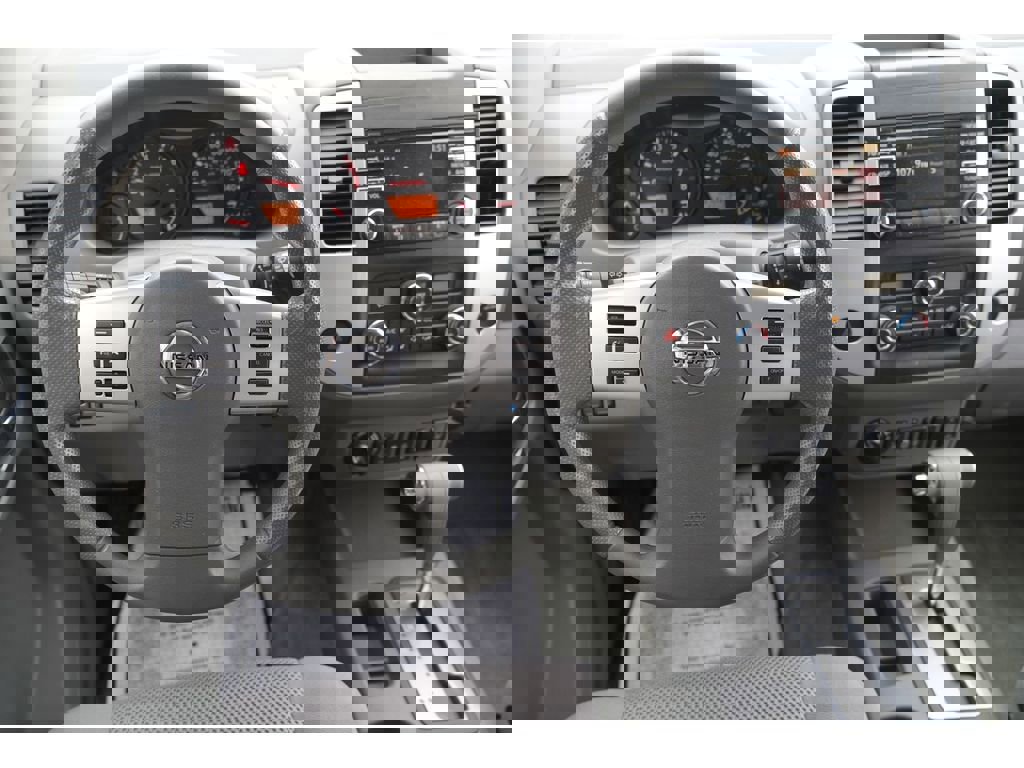 Used 2014 Nissan Frontier SV w/ SV Value Truck Package image 15