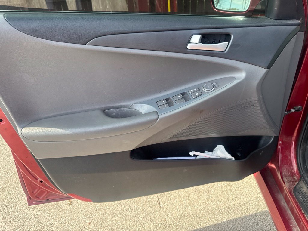 Used 2014 Hyundai Sonata GLS FWD image 9