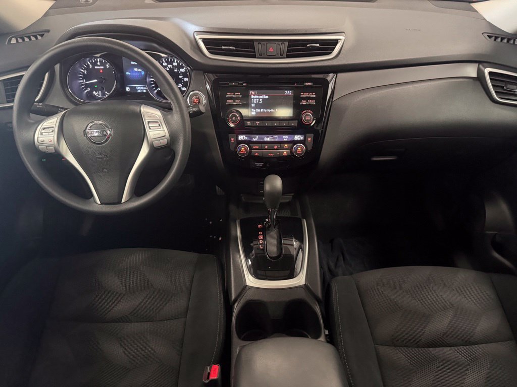 Used 2015 Nissan Rogue SV w/ SV Moonroof Package AWD/4WD image 15