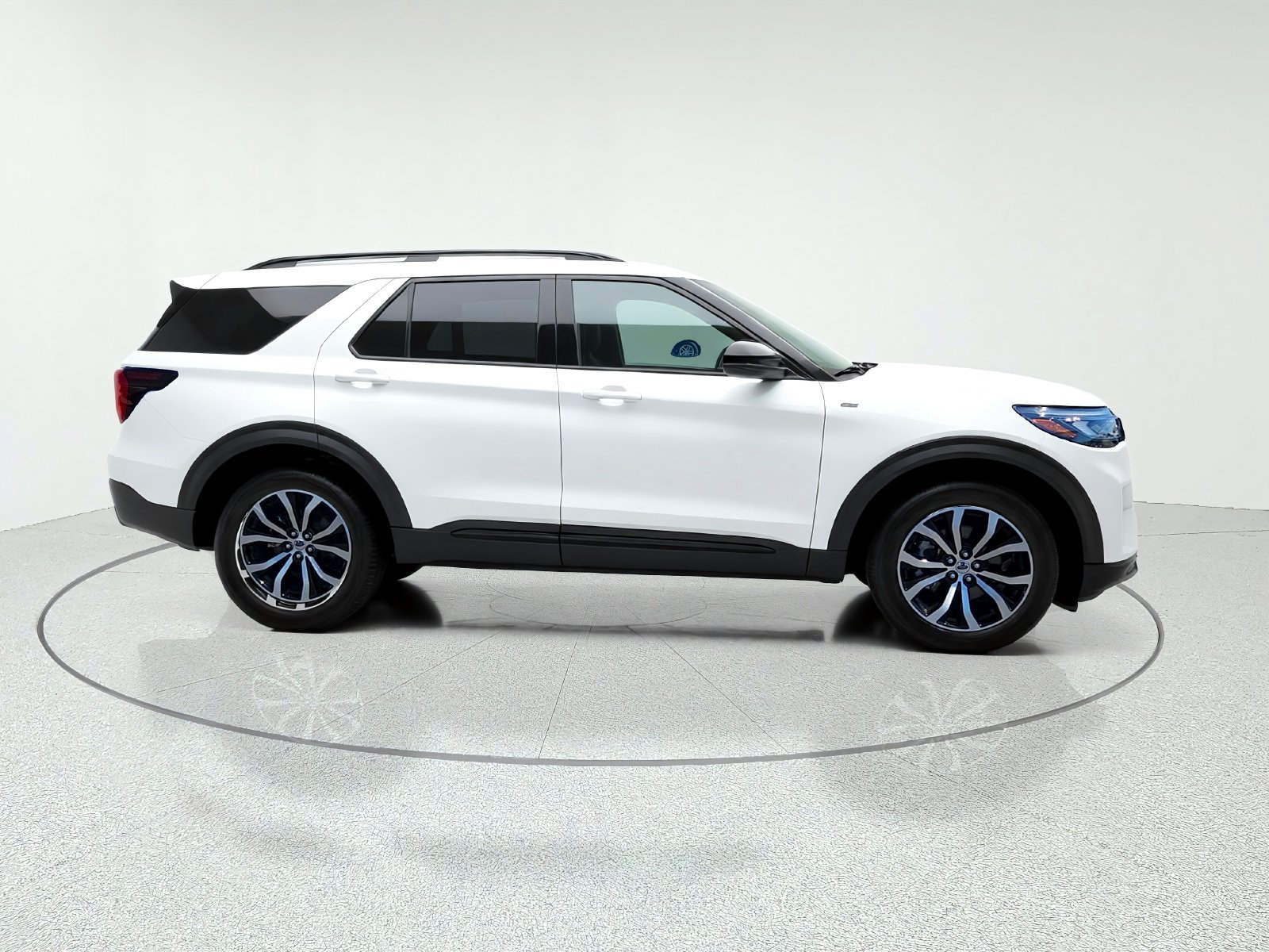 New 2026 Ford Explorer ST-Line AWD/4WD image 10