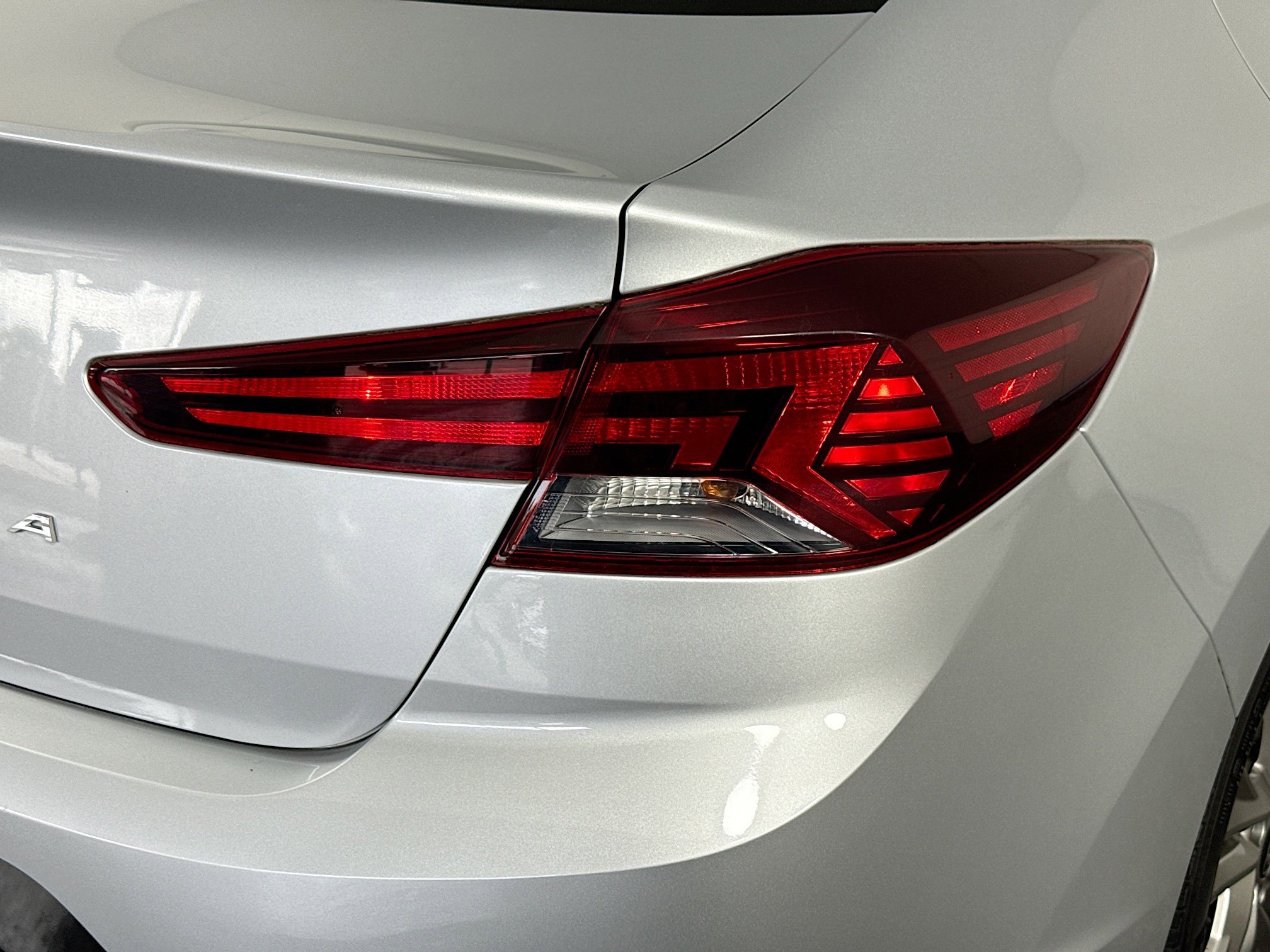 Used 2019 Hyundai Elantra SEL image 33