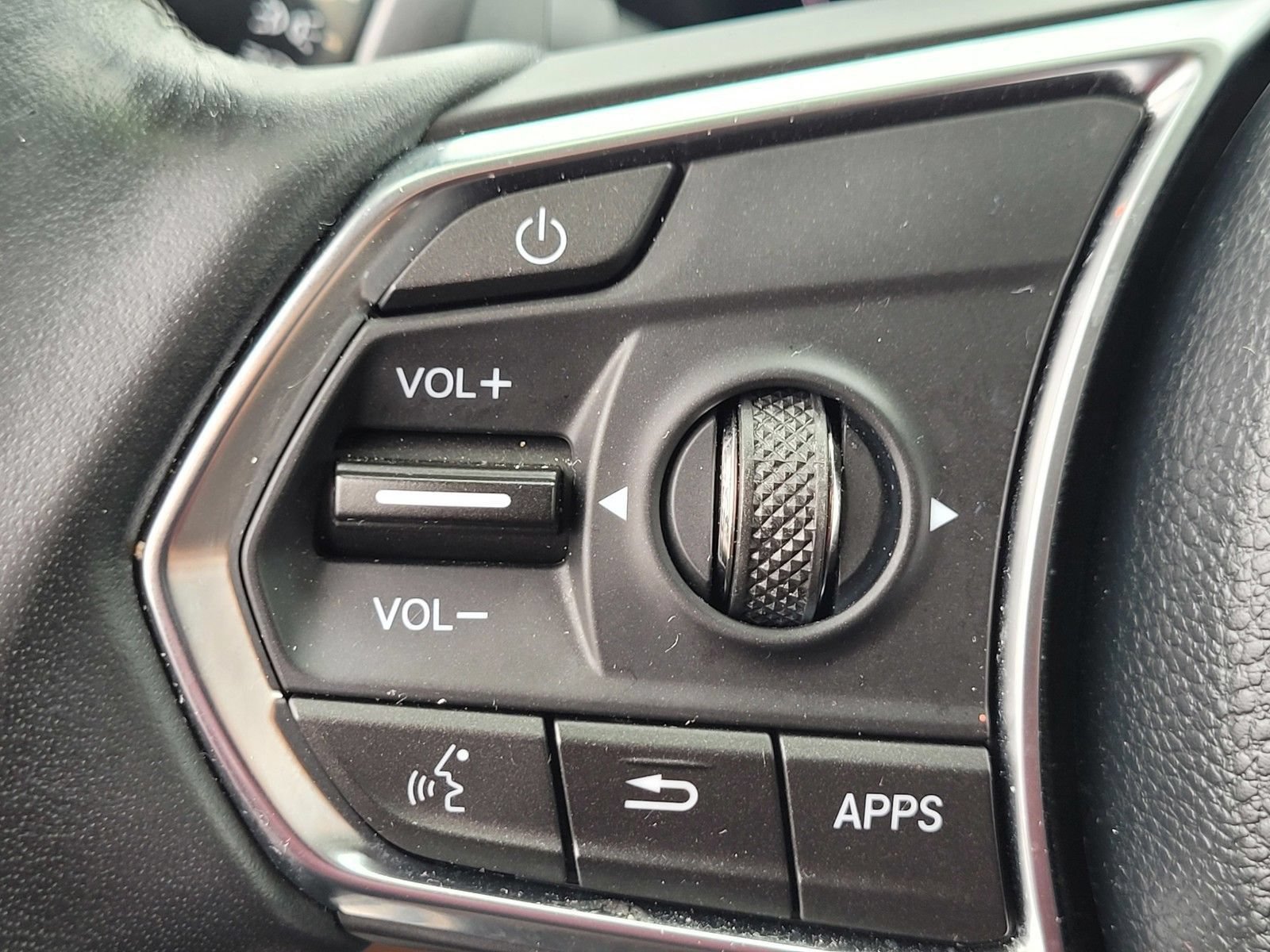 Used 2024 Acura MDX SH-AWD w/ Technology Package image 28