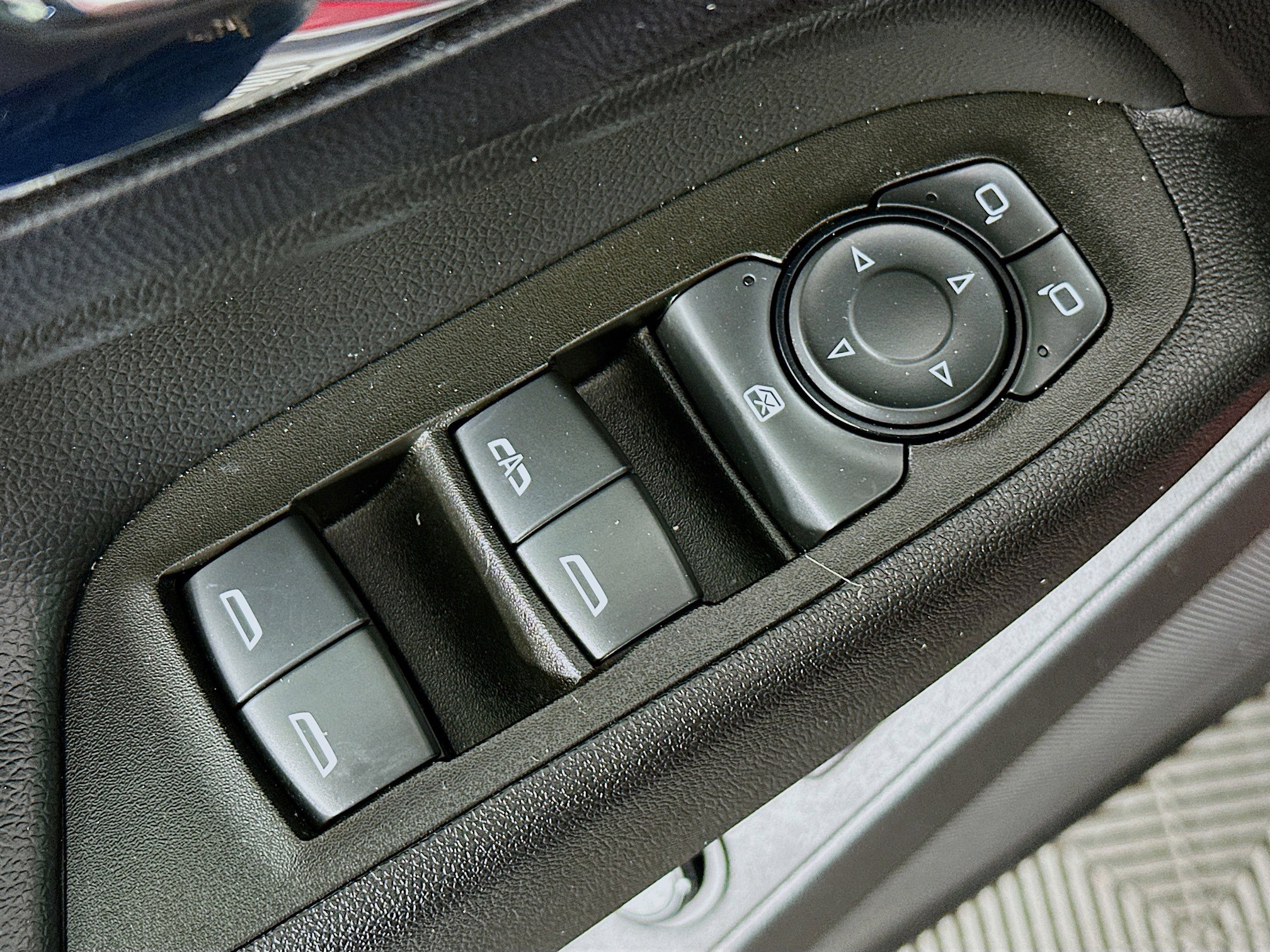 Used 2020 Chevrolet Equinox Premier image 15