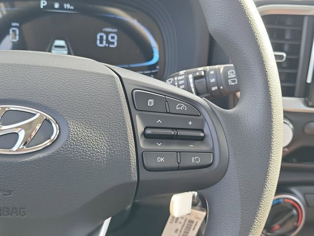 New 2026 Hyundai Venue SE image 6