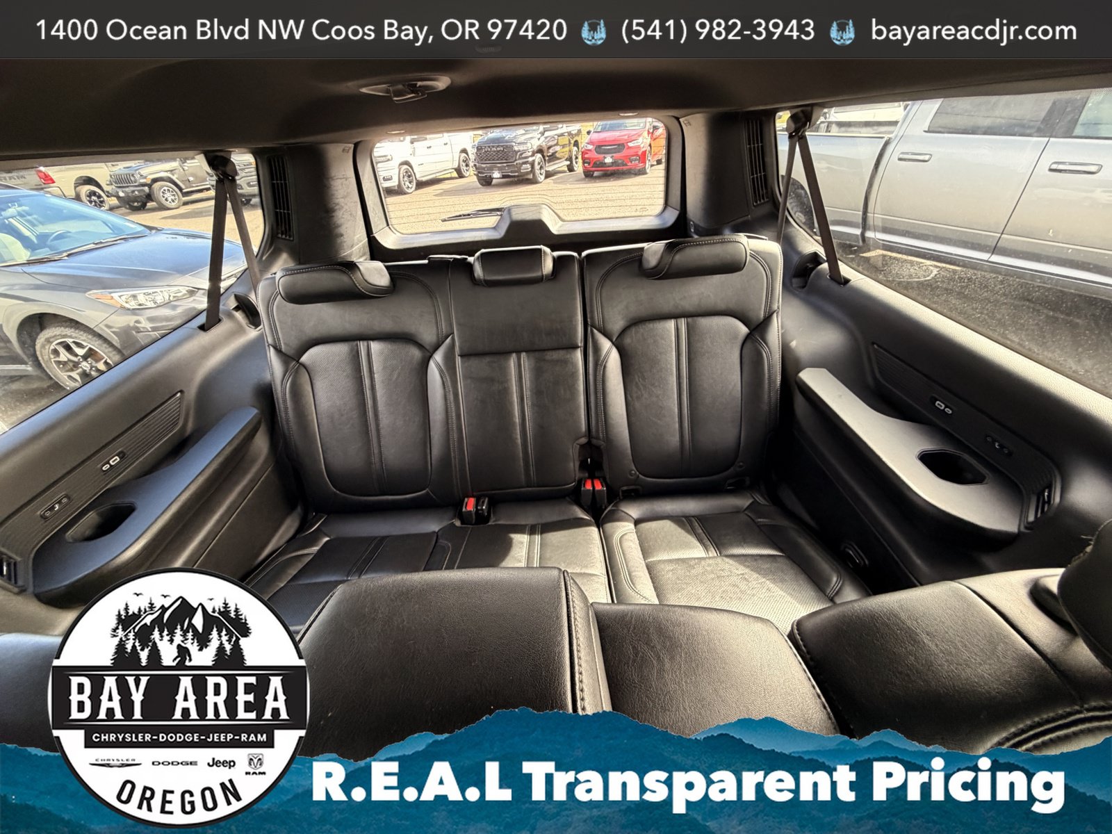 Used 2024 Jeep Wagoneer L Series III w/ Flexible Seating Group AWD/4WD image 19