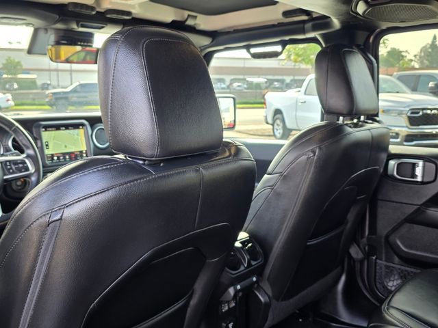 Used 2019 Jeep Wrangler Unlimited Sahara AWD/4WD image 21