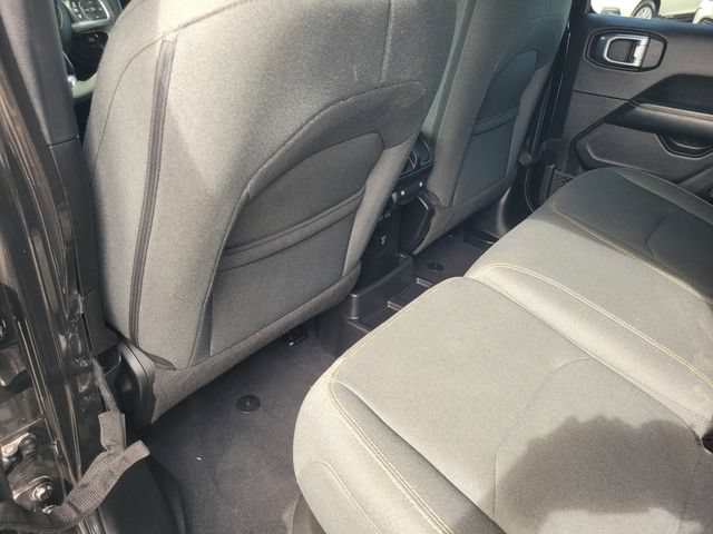 Used 2024 Jeep Wrangler Unlimited Sahara AWD/4WD image 14
