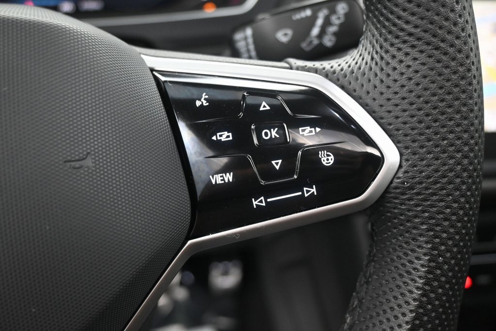 Used 2024 Volkswagen Tiguan SEL R-Line image 20