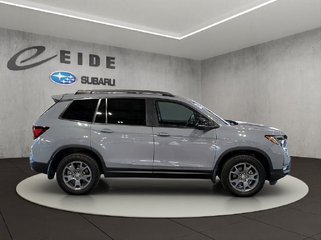 Used 2025 Honda Passport TrailSport image 15