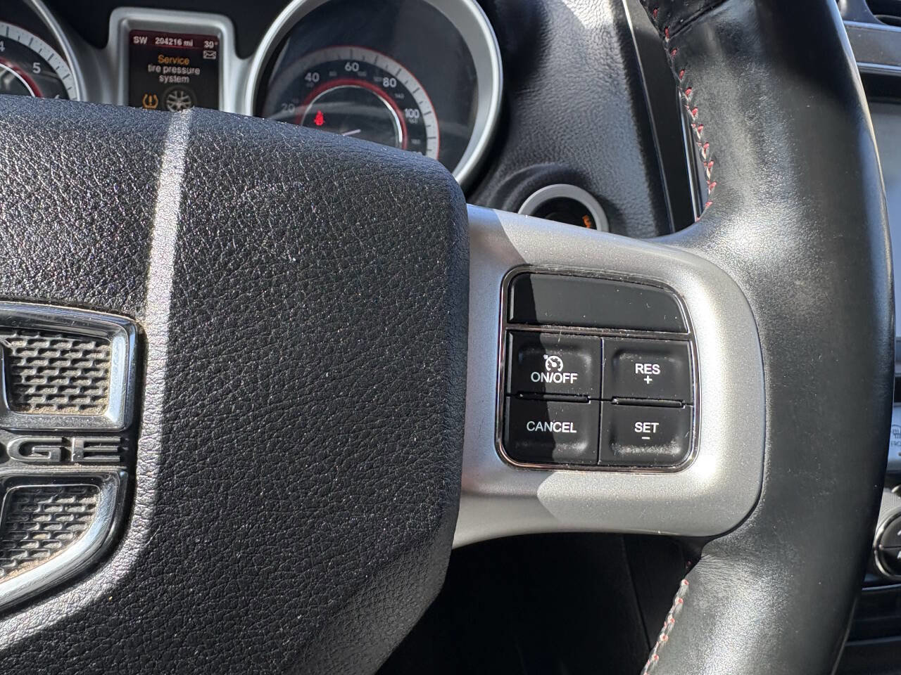 Used 2015 Dodge Journey R/T w/ Flexible Seating Group FWD image 35