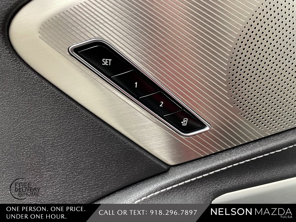 Used 2023 Chevrolet Corvette Stingray Preferred Cpe w/ Z51 Performance Package image 22