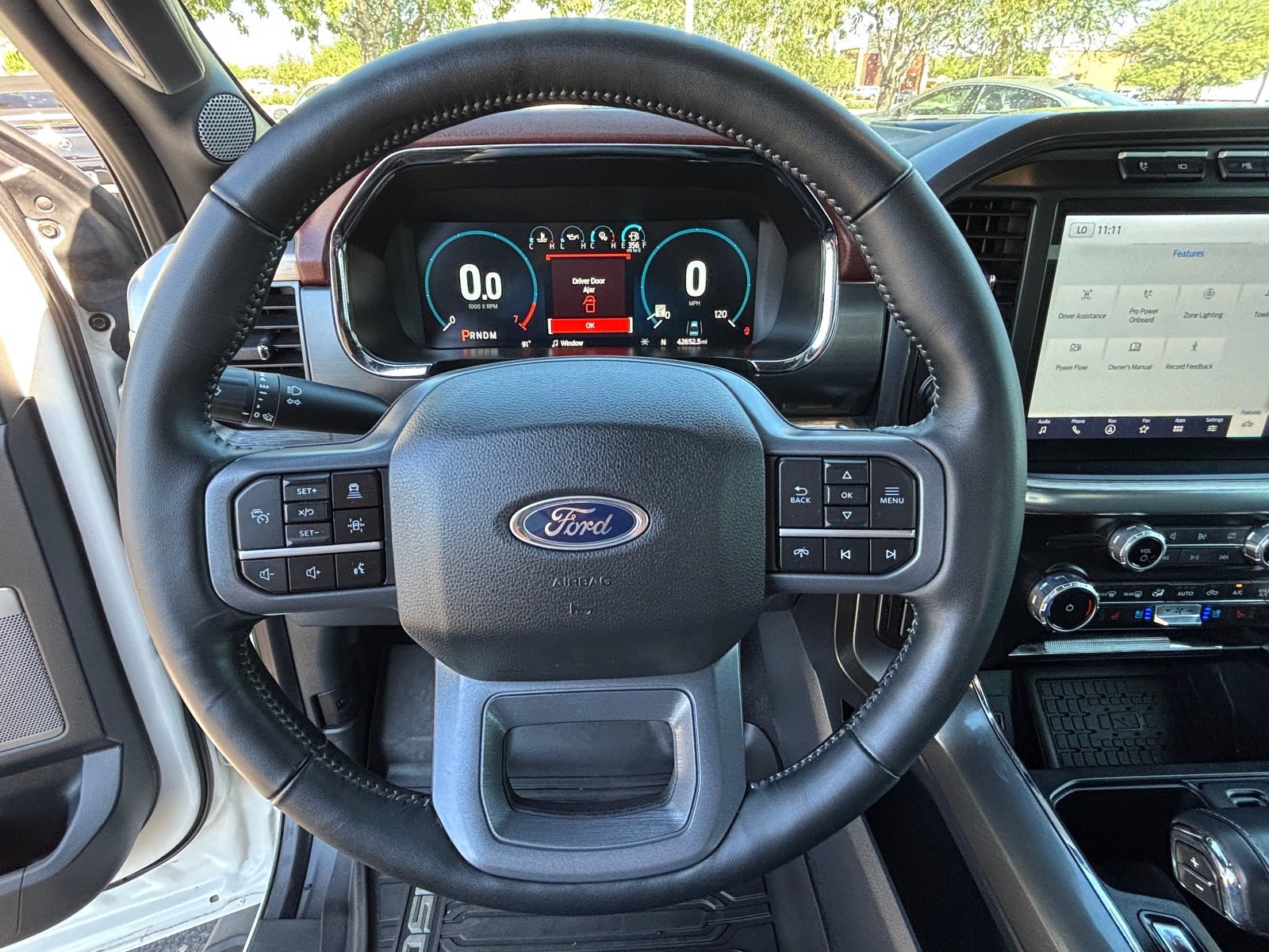 Used 2023 Ford F150 Lariat AWD/4WD image 12