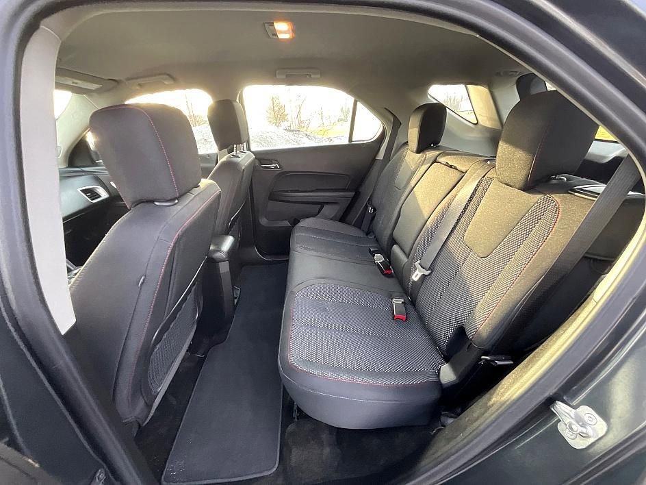 Used 2017 Chevrolet Equinox LS image 26