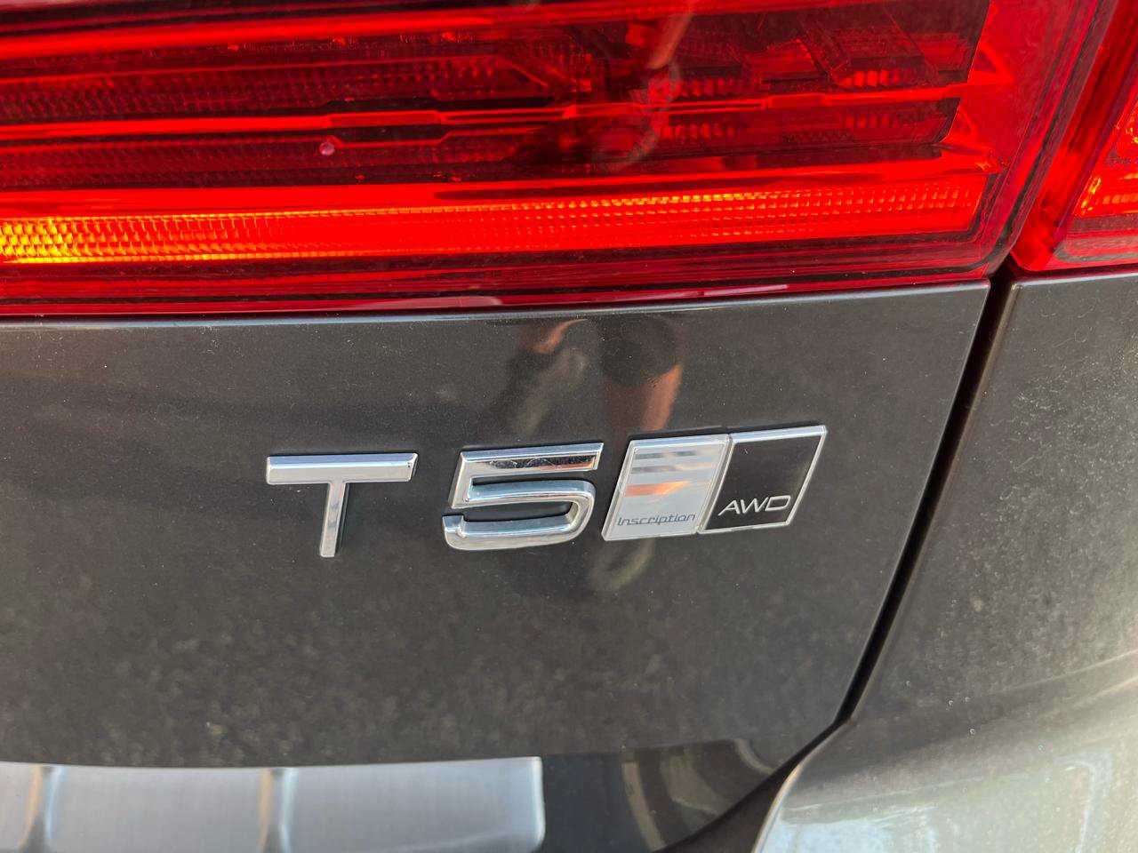 Used 2019 Volvo XC60 T5 Inscription w/ Protection Package Premier AWD/4WD image 8