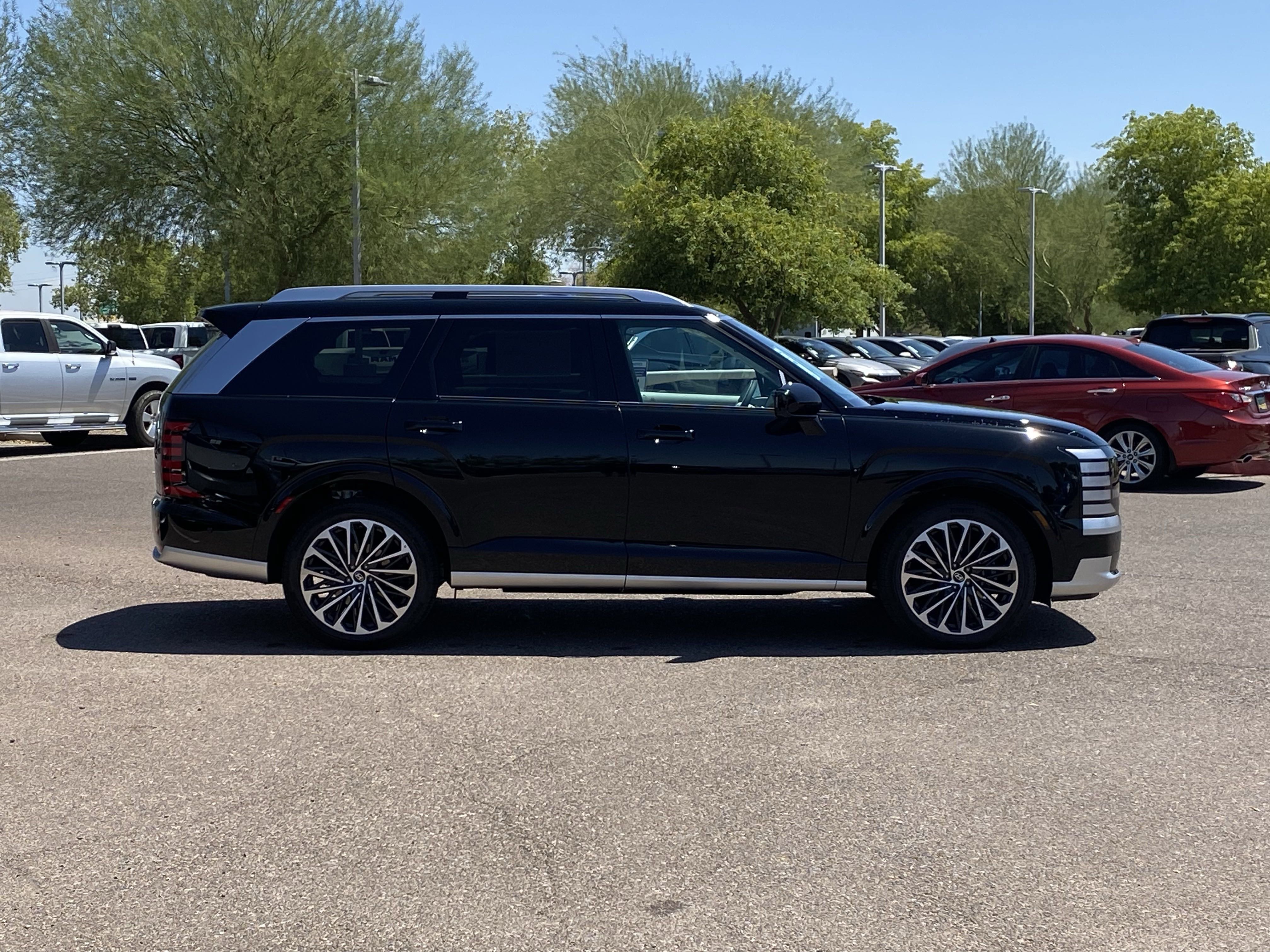New 2026 Hyundai Palisade Calligraphy image 2