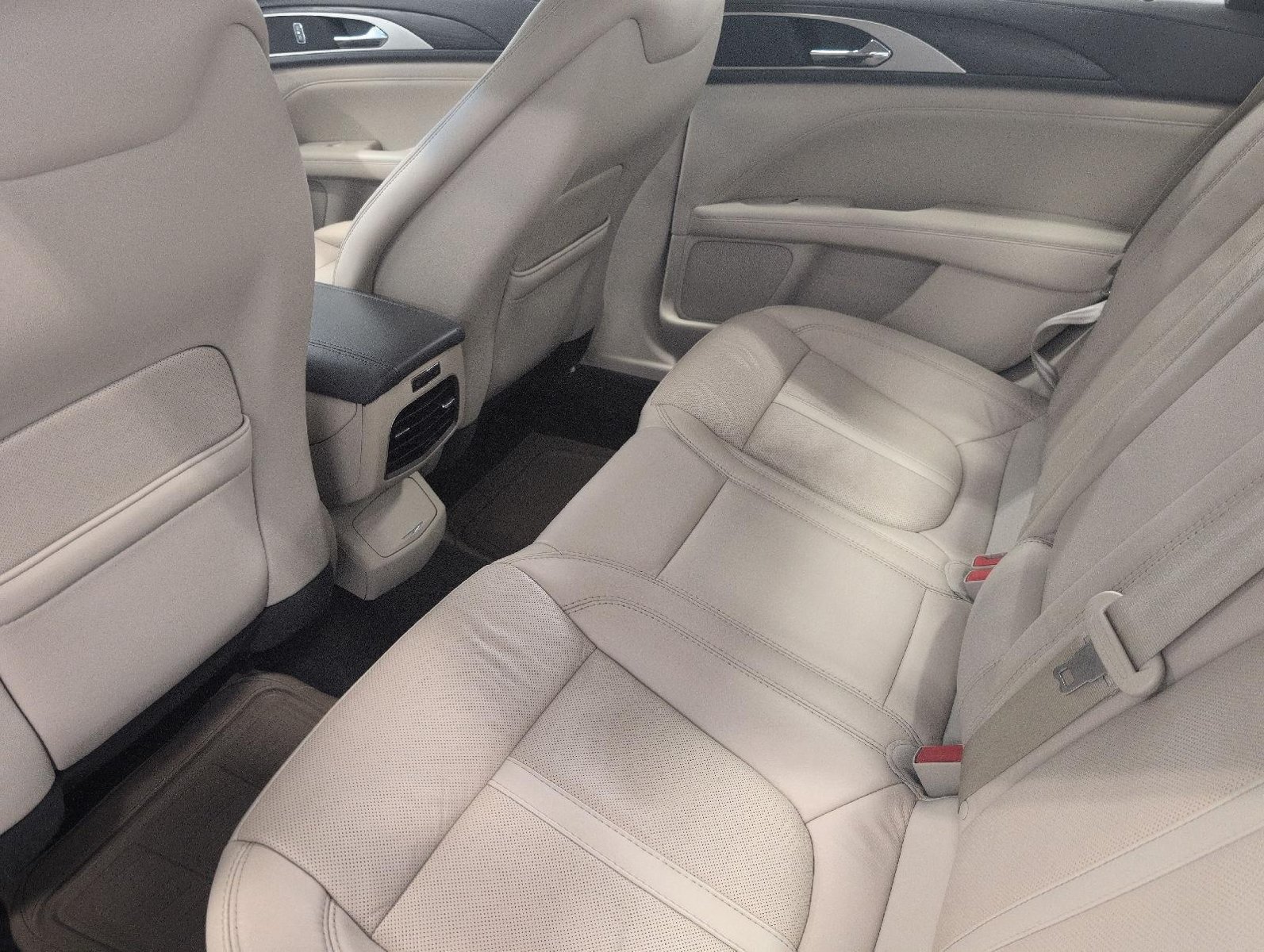 Used 2017 Lincoln MKZ Reserve w/ Climate Package AWD/4WD image 22