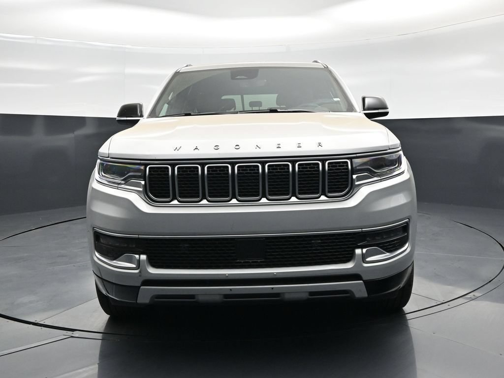 Used 2025 Jeep Wagoneer Series II AWD/4WD image 24