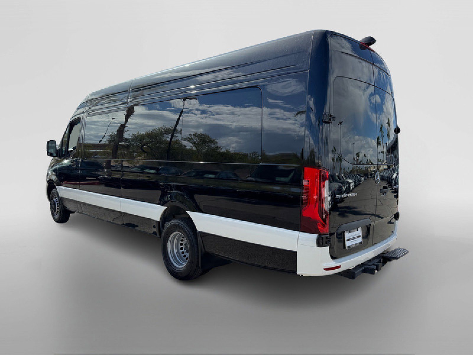New 2025 Mercedes-Benz Sprinter 3500 image 3