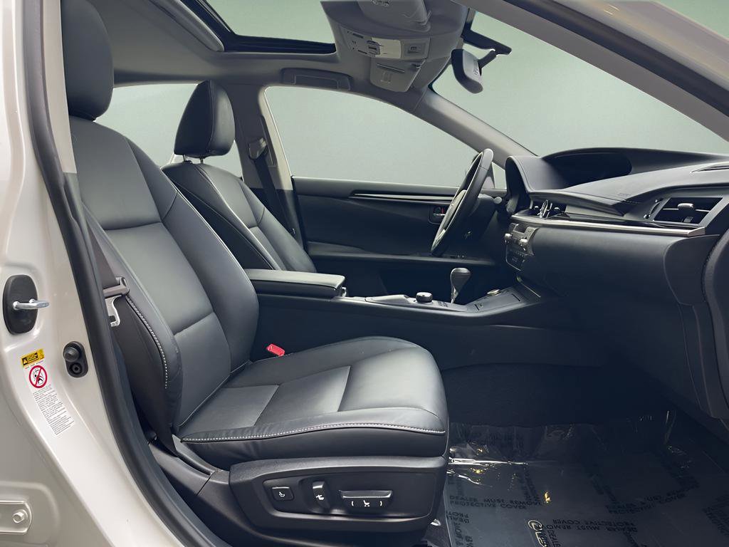 Used 2015 Lexus ES 350 image 26