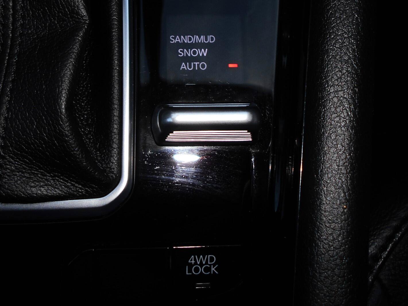 Certified 2023 Jeep Compass Limited AWD/4WD image 12
