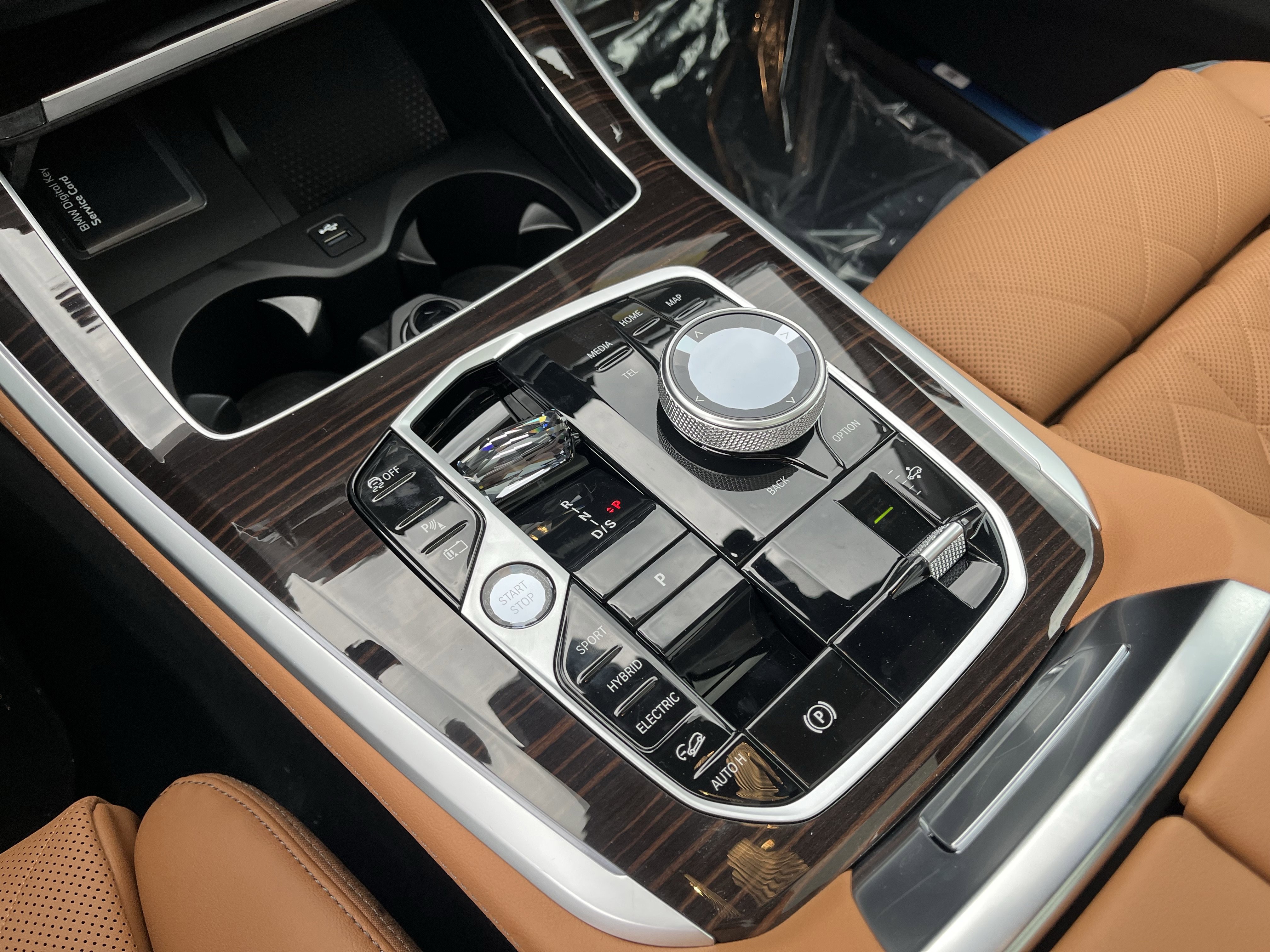 Used 2026 BMW X5 xDrive50e w/ Executive Package image 13