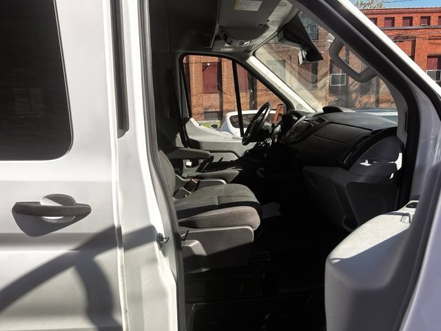 Used 2019 Ford Transit 150 XLT RWD image 13