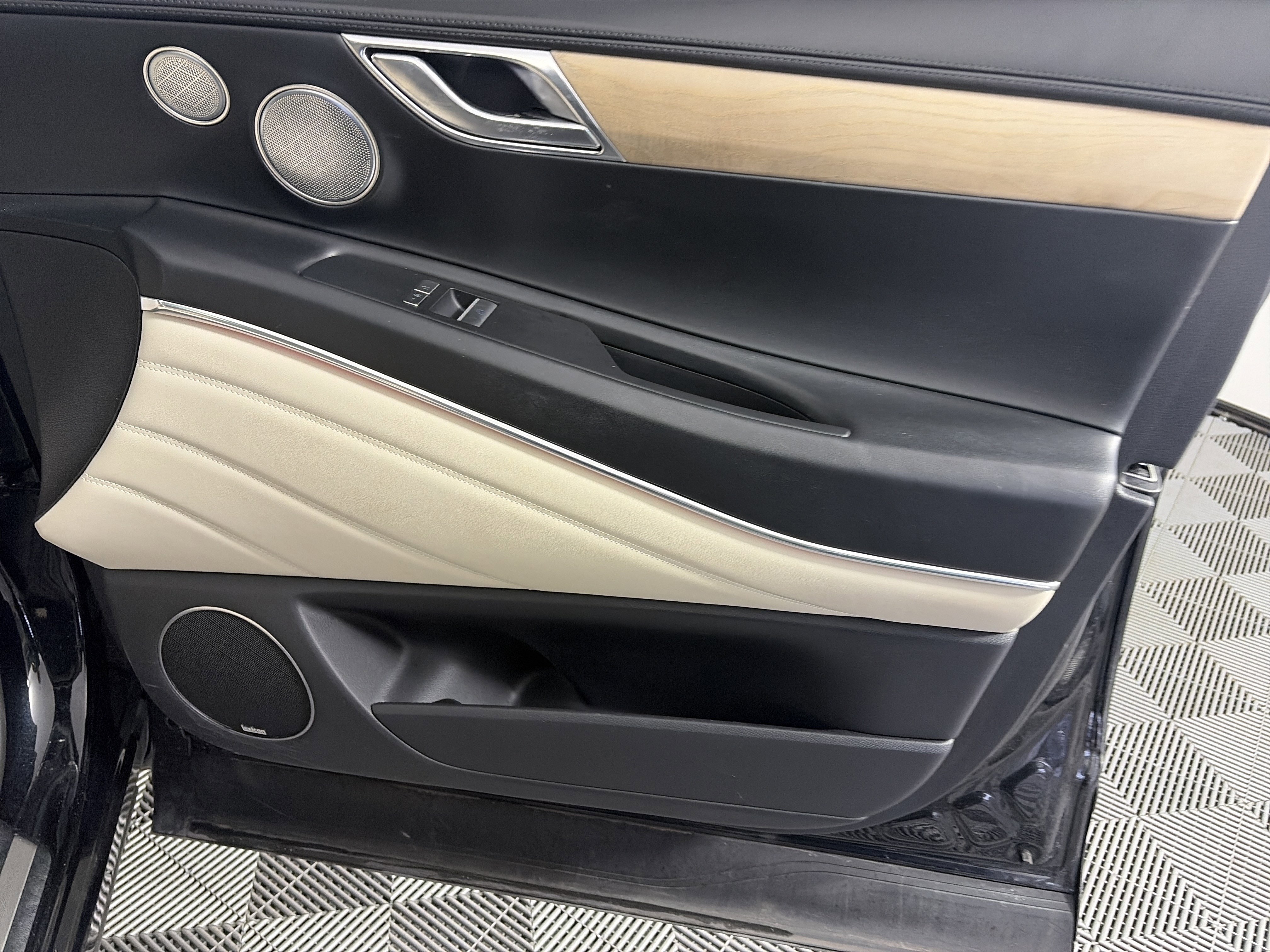 Used 2021 Genesis GV80 3.5T w/ Prestige Package 07 image 44