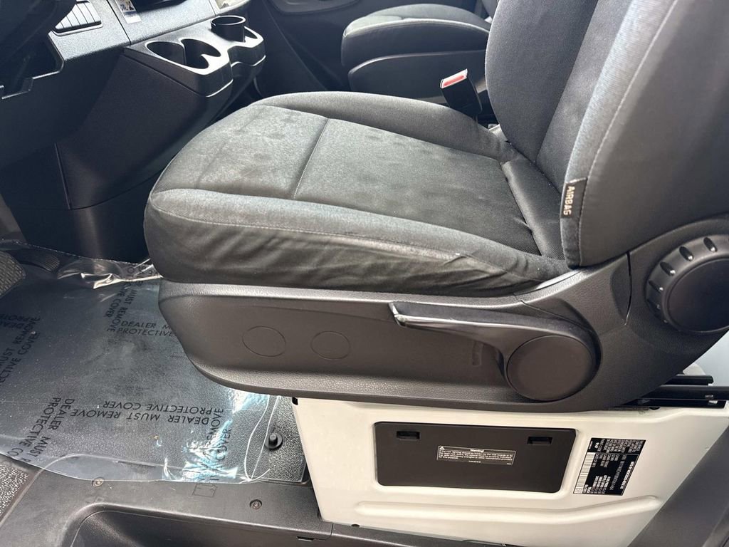 Used 2021 Mercedes-Benz Sprinter 2500 image 22