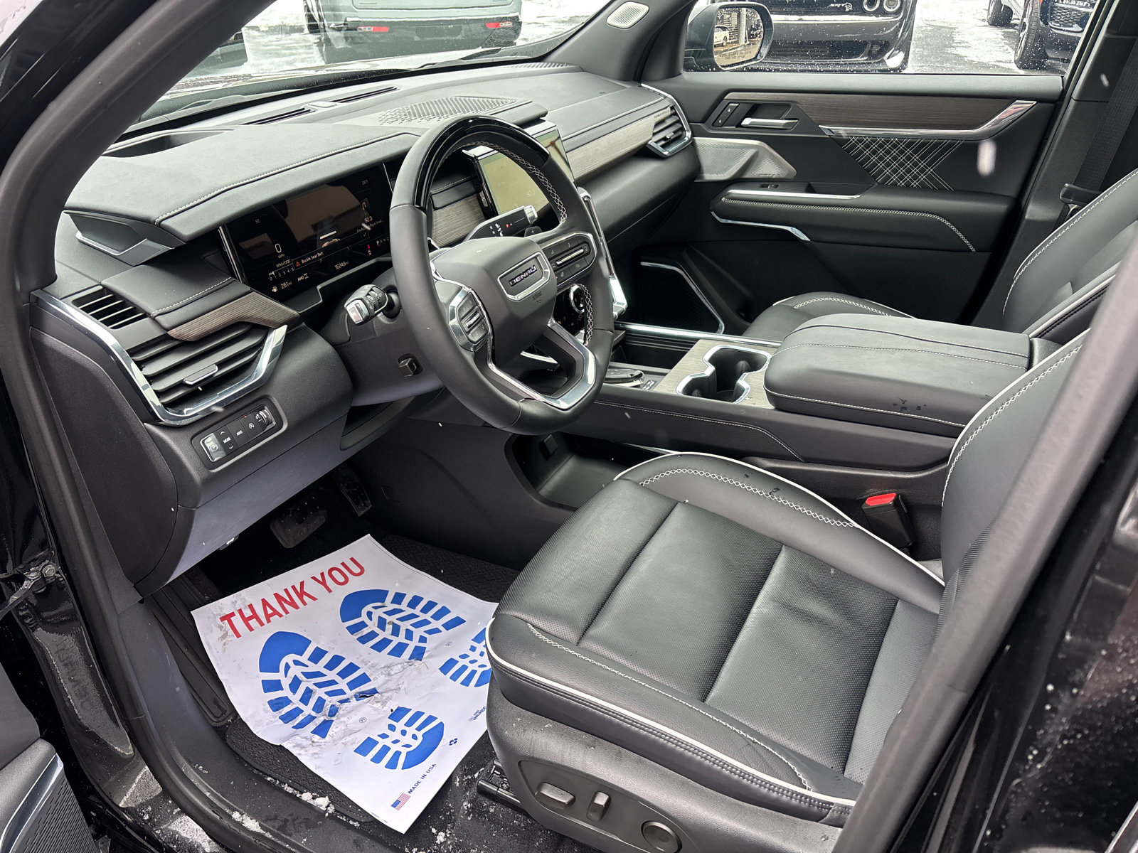 Used 2025 GMC Acadia Denali w/ Super Cruise Package image 23