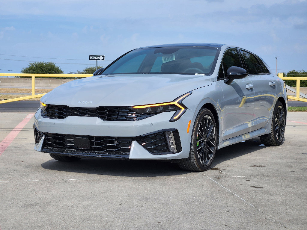 New 2026 Kia K5 GT image 2