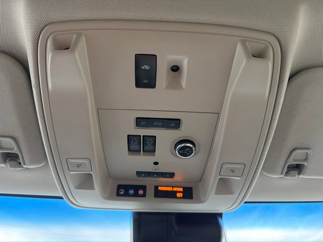 Certified 2020 Cadillac Escalade Luxury AWD/4WD image 25
