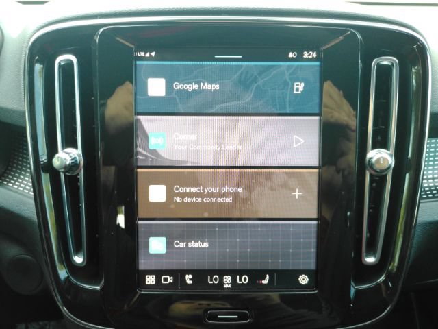 Used 2022 Volvo XC40 P8 Recharge Plus AWD/4WD image 40