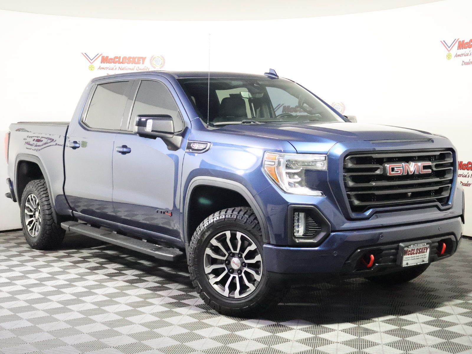 Used 2019 GMC Sierra 1500 AT4 w/ AT4 Premium Package AWD/4WD image 2