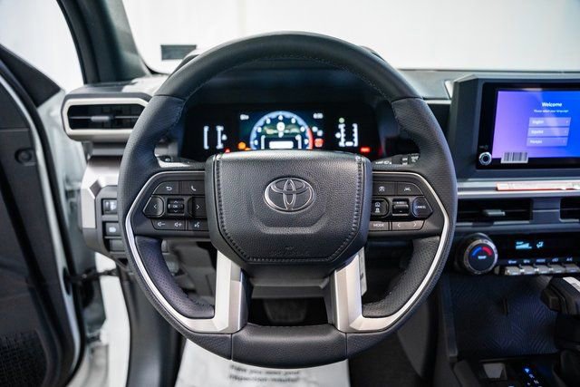 New 2026 Toyota 4Runner SR5 image 27