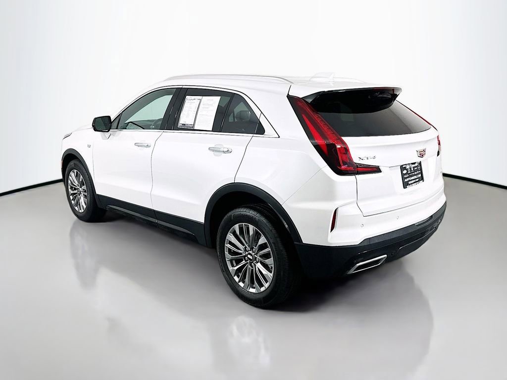 Used 2024 Cadillac XT4 Premium Luxury w/ Technology Package image 5