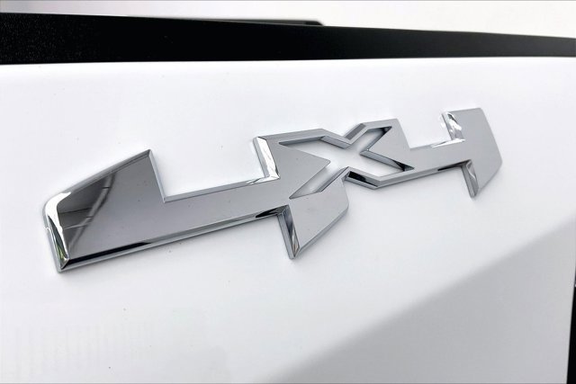 Used 2025 GMC Sierra 1500 Pro w/ Pro Value Package image 7