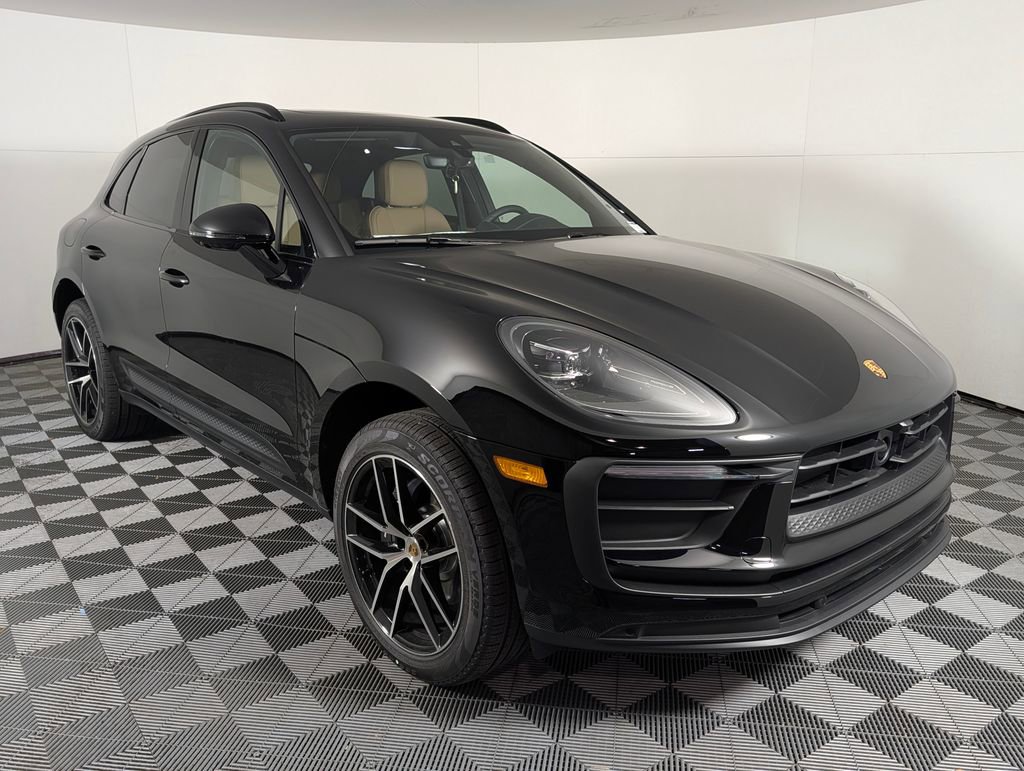 New 2026 Porsche Macan image 9