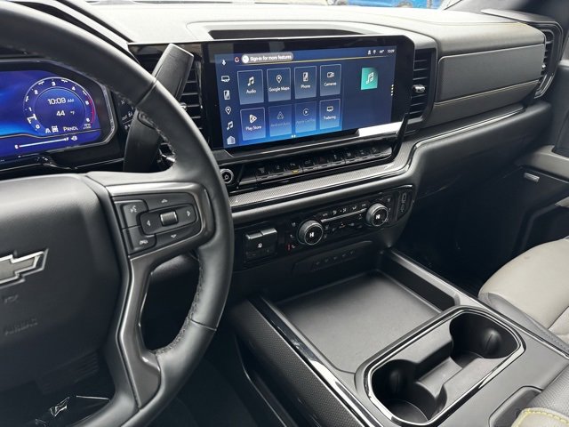 Used 2024 Chevrolet Silverado 2500 ZR2 w/ Technology Package image 19