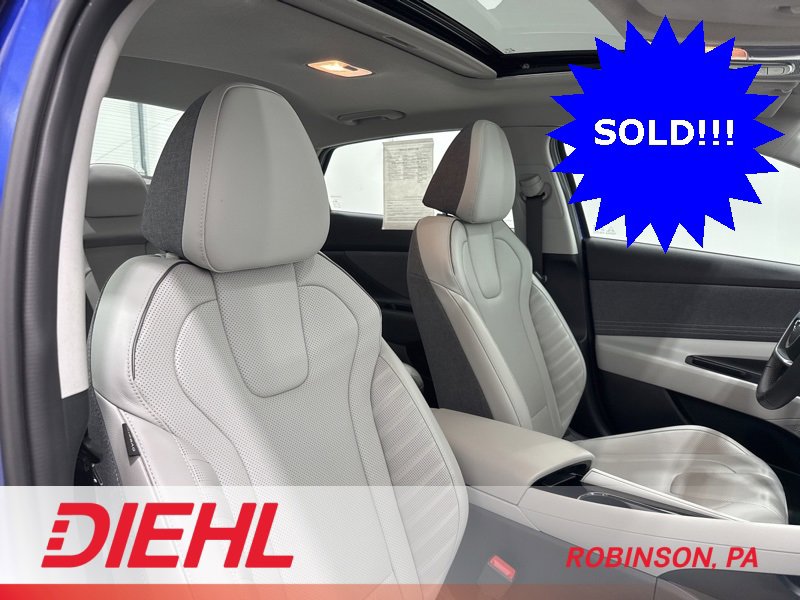 Used 2021 Hyundai Elantra Limited image 12