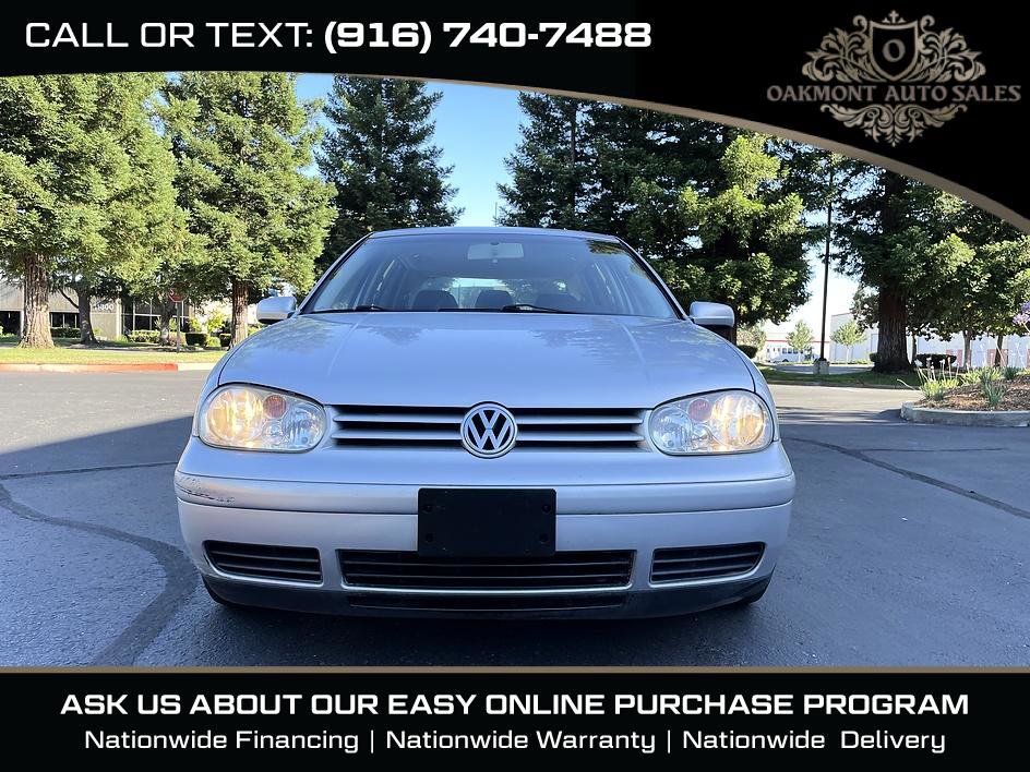 Used 2004 Volkswagen Golf GLS FWD image 2