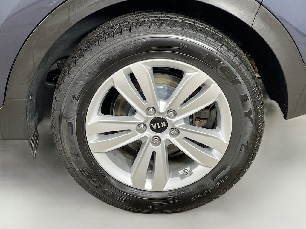 Used 2017 Kia Sportage LX image 32