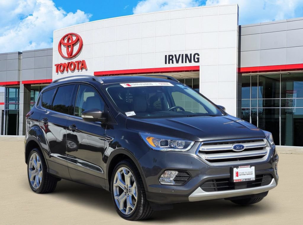 Used 2019 Ford Escape Titanium FWD image 2
