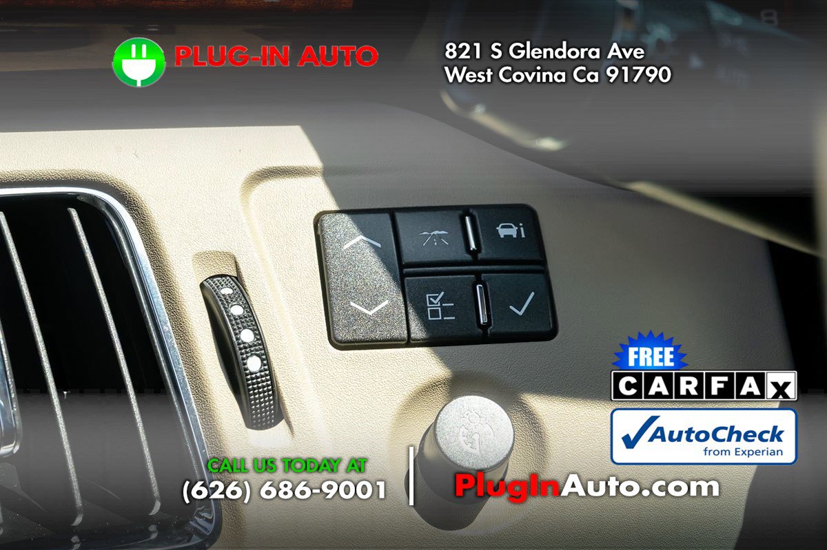 Used 2008 Cadillac CTS 3.6 w/ Luxury Level Two Package RWD image 23