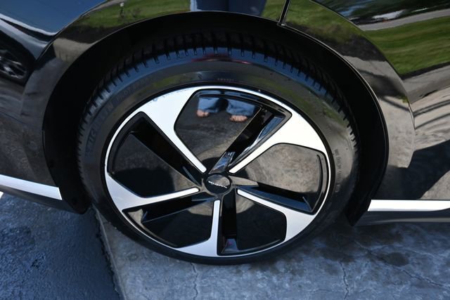 Used 2023 Lucid Air Touring AWD/4WD image 12