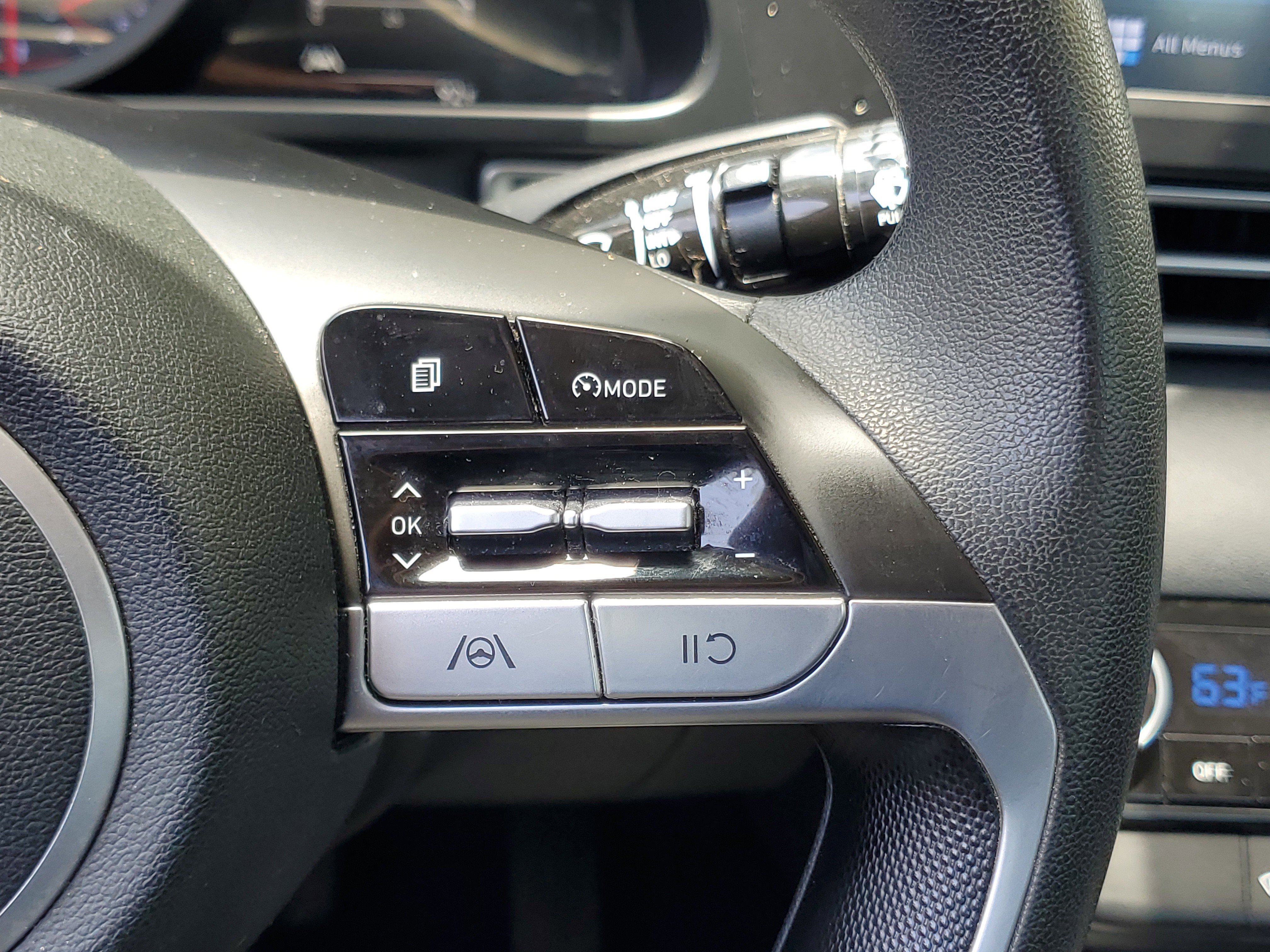 Used 2021 Hyundai Elantra SEL image 21