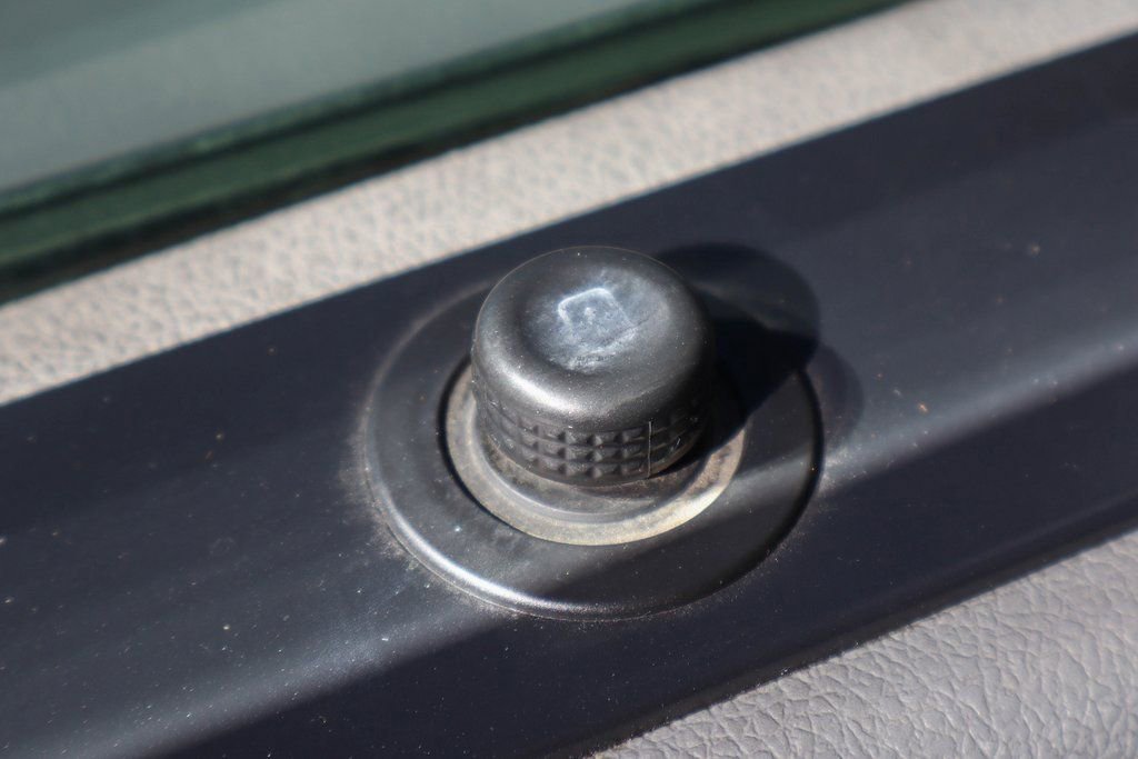 Used 2012 Ford F550 2WD Regular Cab Super Duty w/ PWR Equipment Group image 19