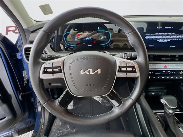Used 2023 Kia Telluride S image 12