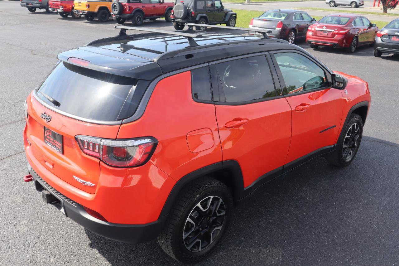 Used 2020 Jeep Compass Trailhawk w/ Leather Interior Group AWD/4WD image 13