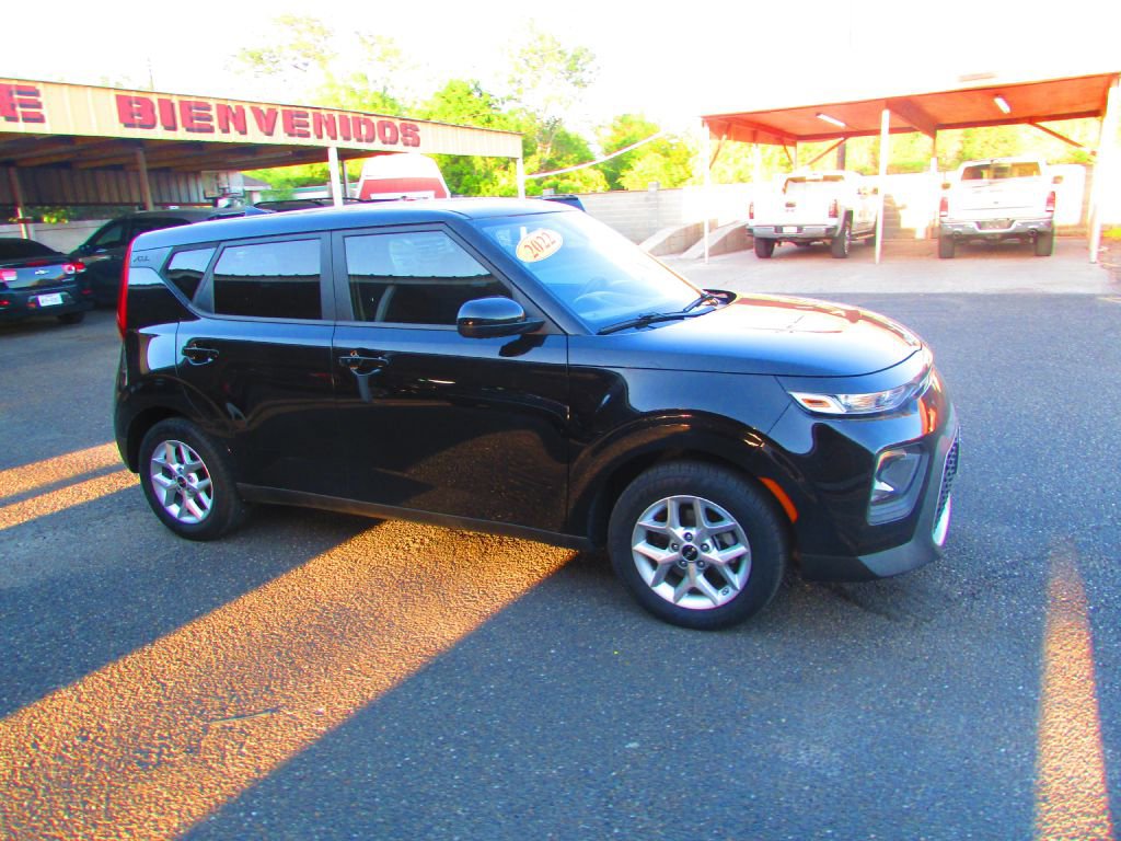 Used 2022 Kia Soul S image 4