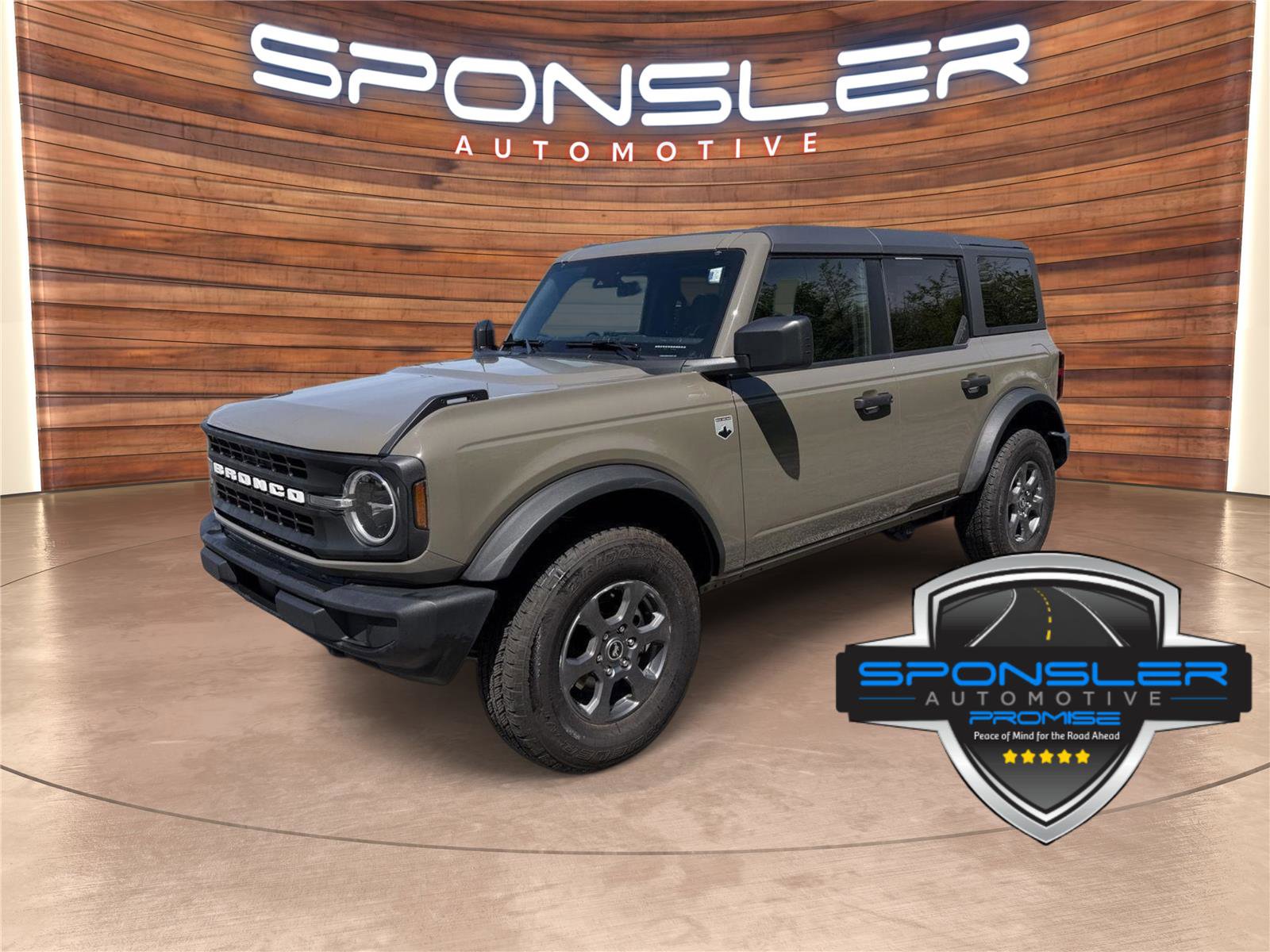 Used 2025 Ford Bronco Big Bend AWD/4WD image 1